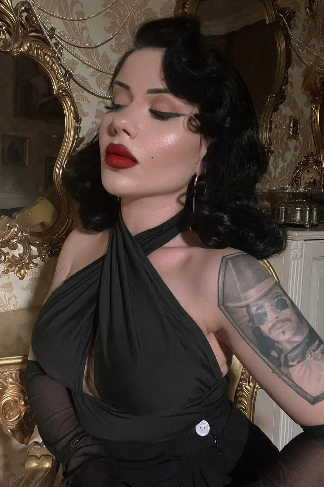 Shoulder length half wig hairpiece with beautiful marcel waves: Virginia - Image 55