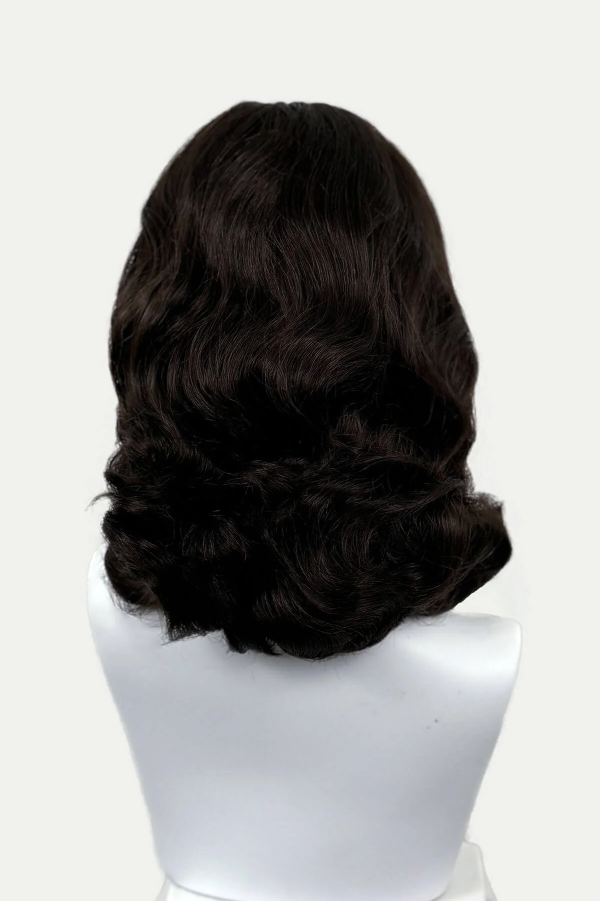 Long half wig hairpiece with beautiful vintage waves: Onyx - Image 36