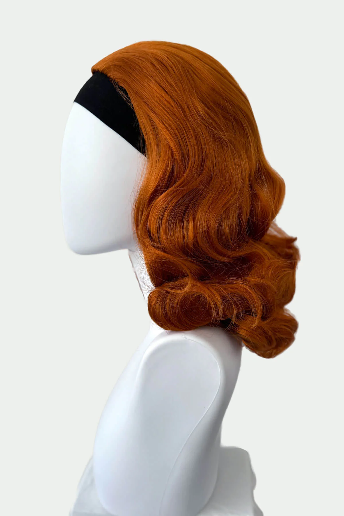 Long half wig hairpiece with beautiful vintage waves: Onyx - Image 83