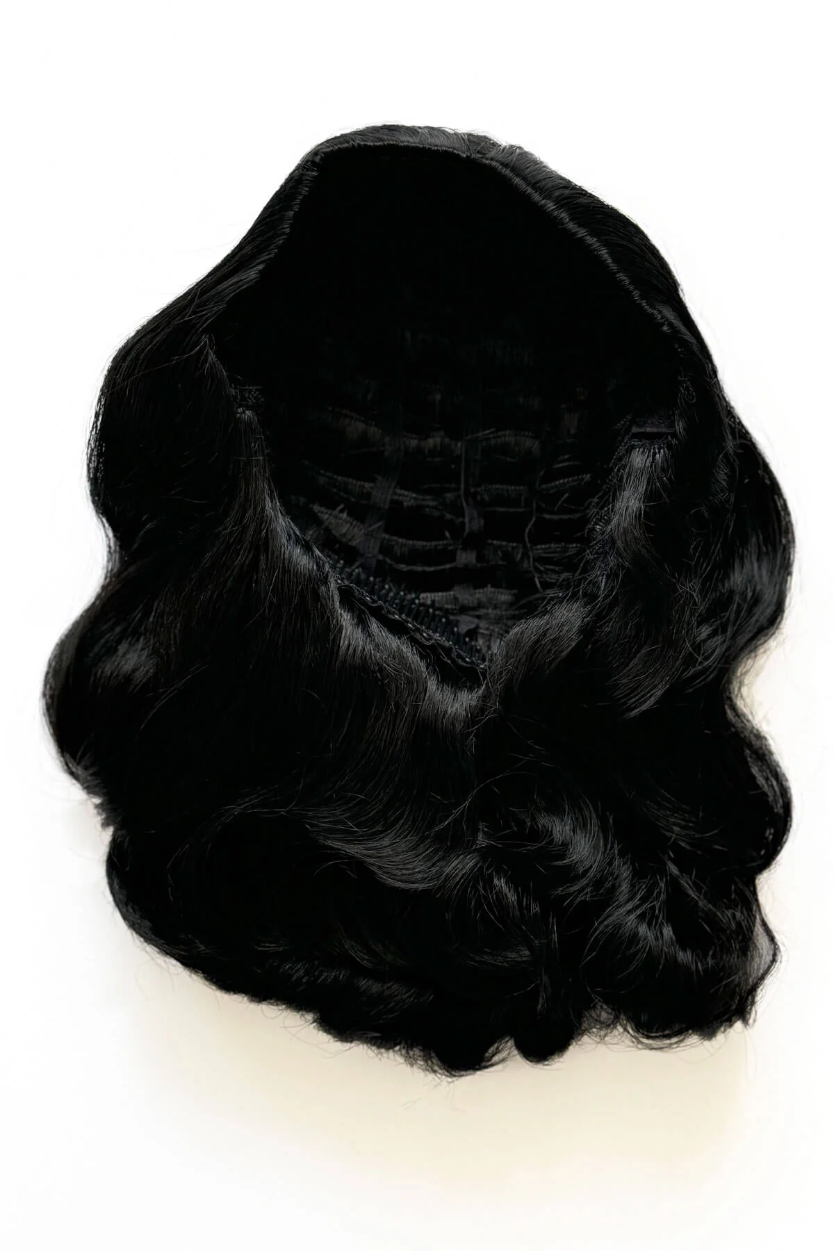 Long half wig hairpiece with beautiful vintage waves: Onyx - Image 9