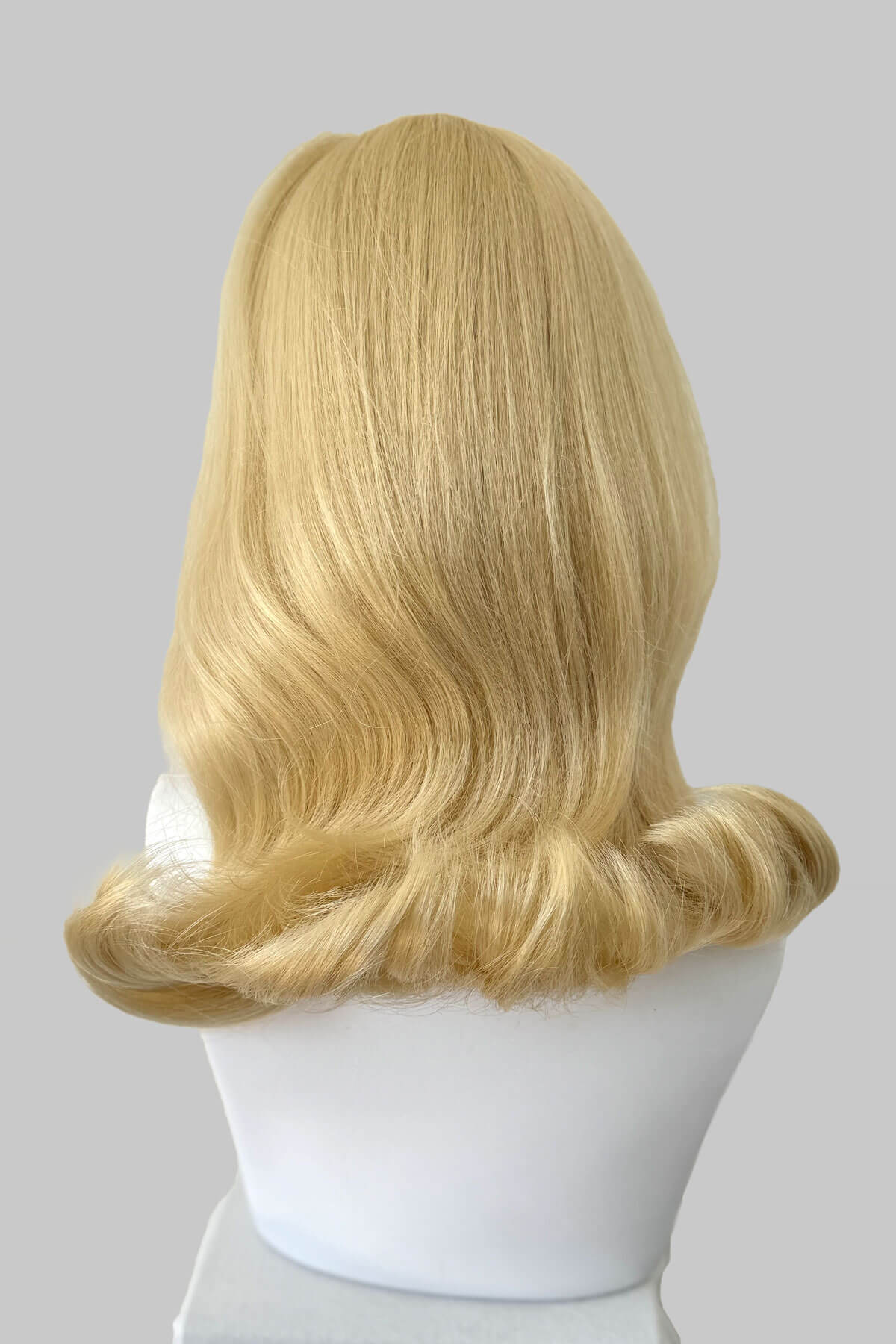 1960s half wig hairpiece, flicked, hair flip: Philippa - Image 39