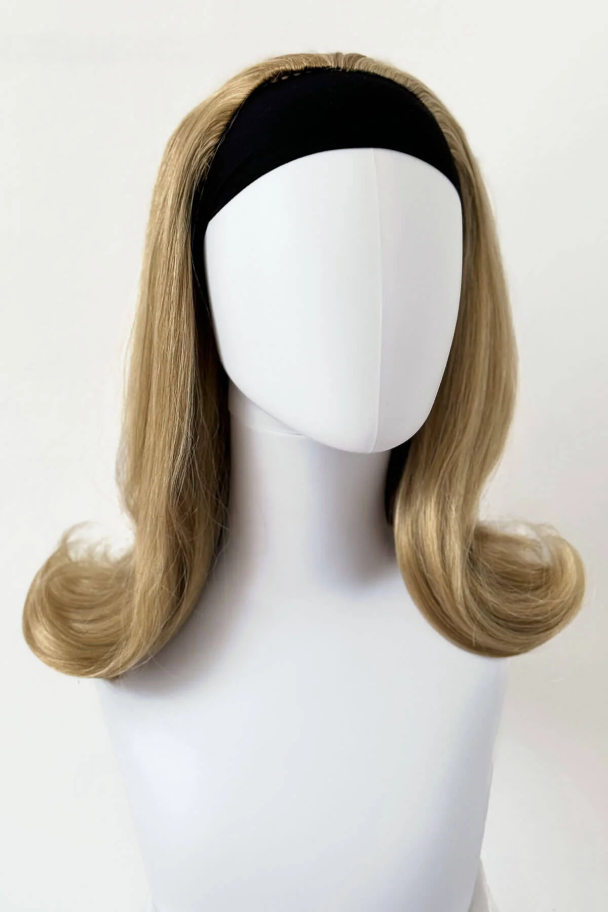 1960s half wig hairpiece, flicked, hair flip: Philippa - Image 60