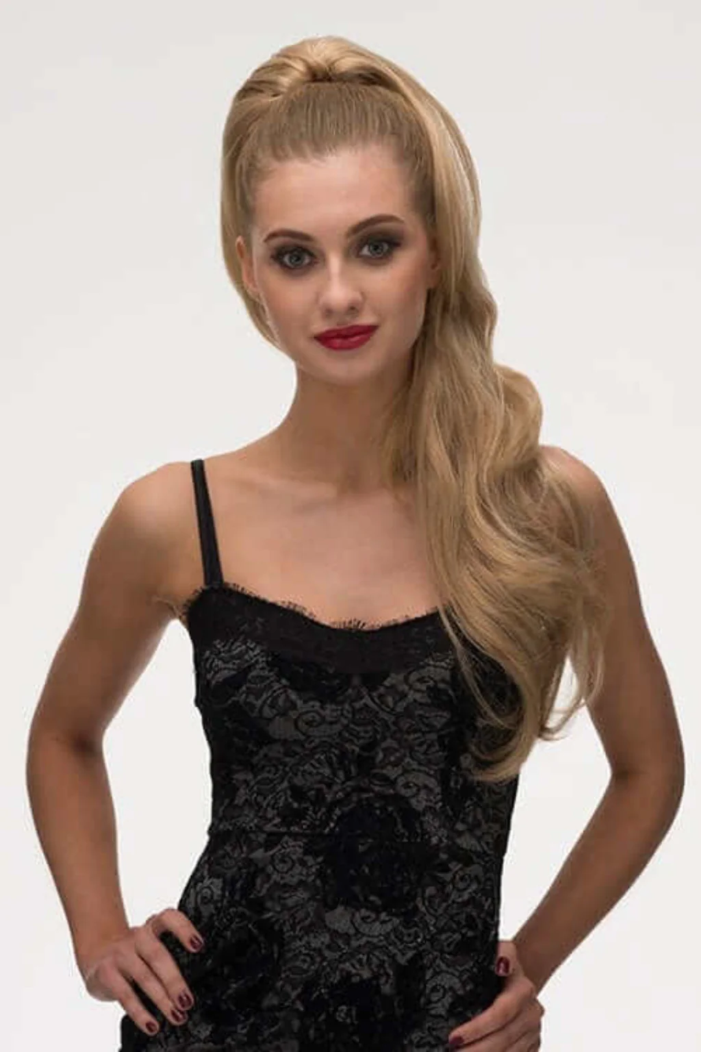 Clip-in ponytail hairpiece extension: Olivia - Image 30