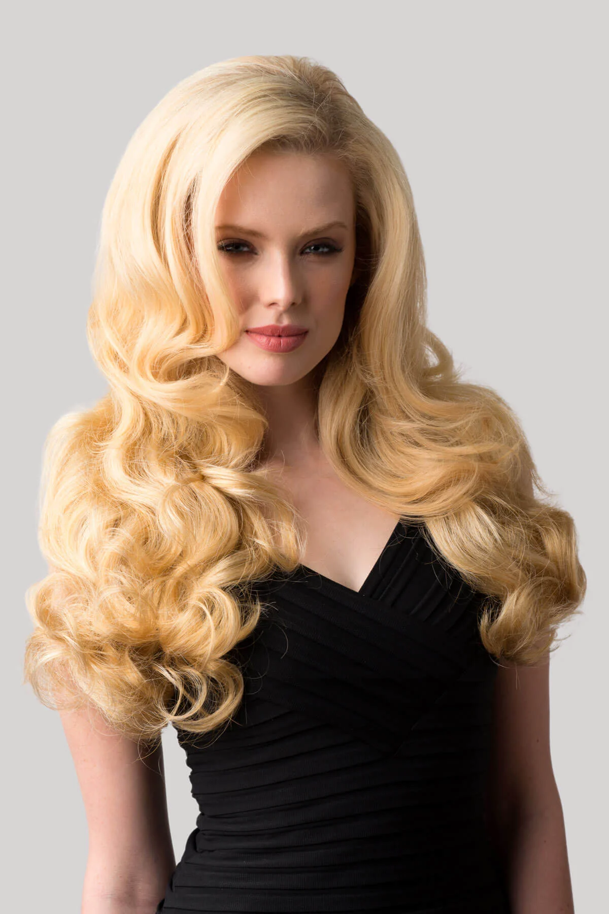 Curly blonde half wig hairpiece extension (3/4 wig), long: Meana - Image 2