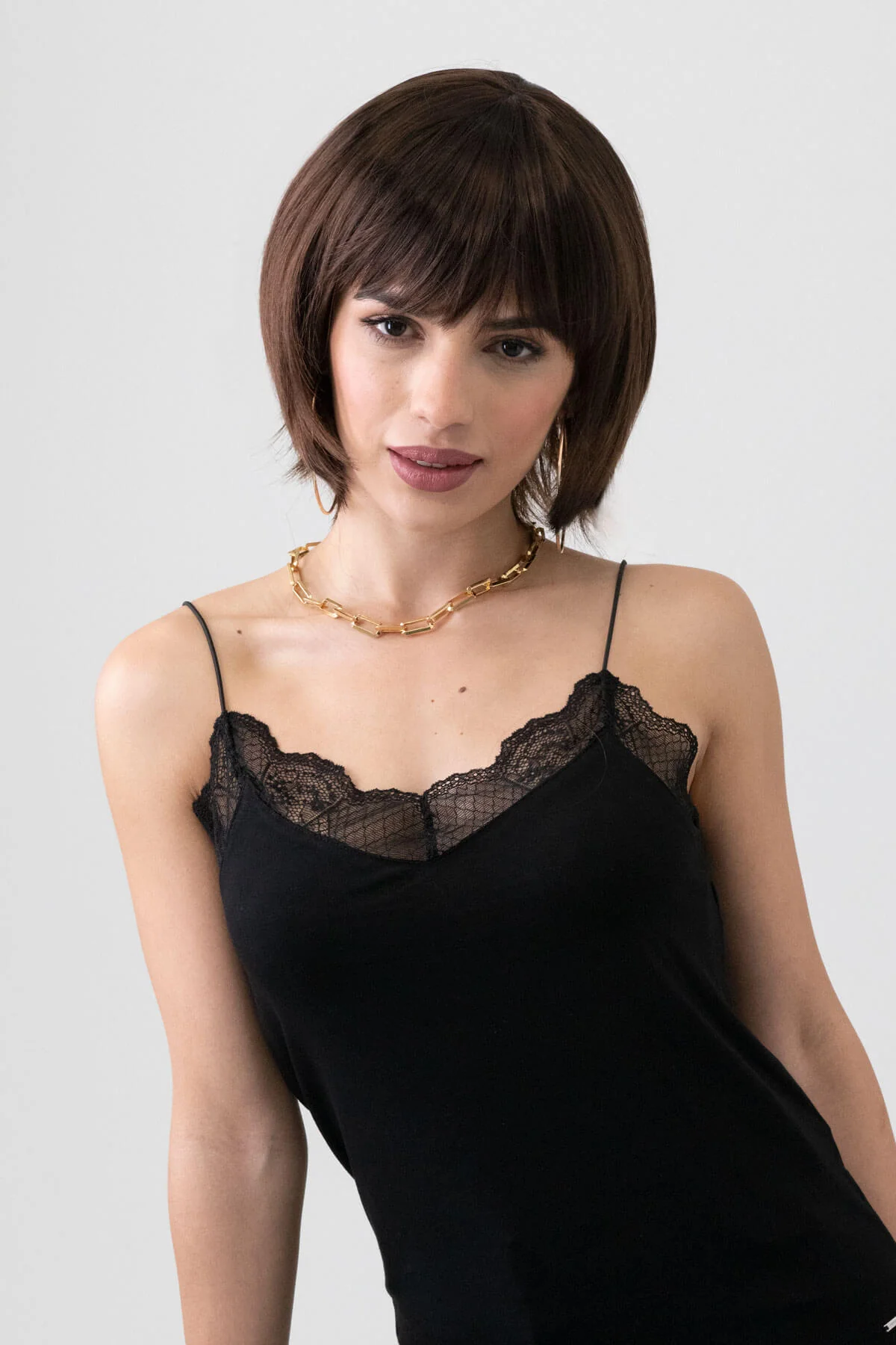 Dark brown pixie cut wig with reddish brown lowlights: Cierra - Image 2