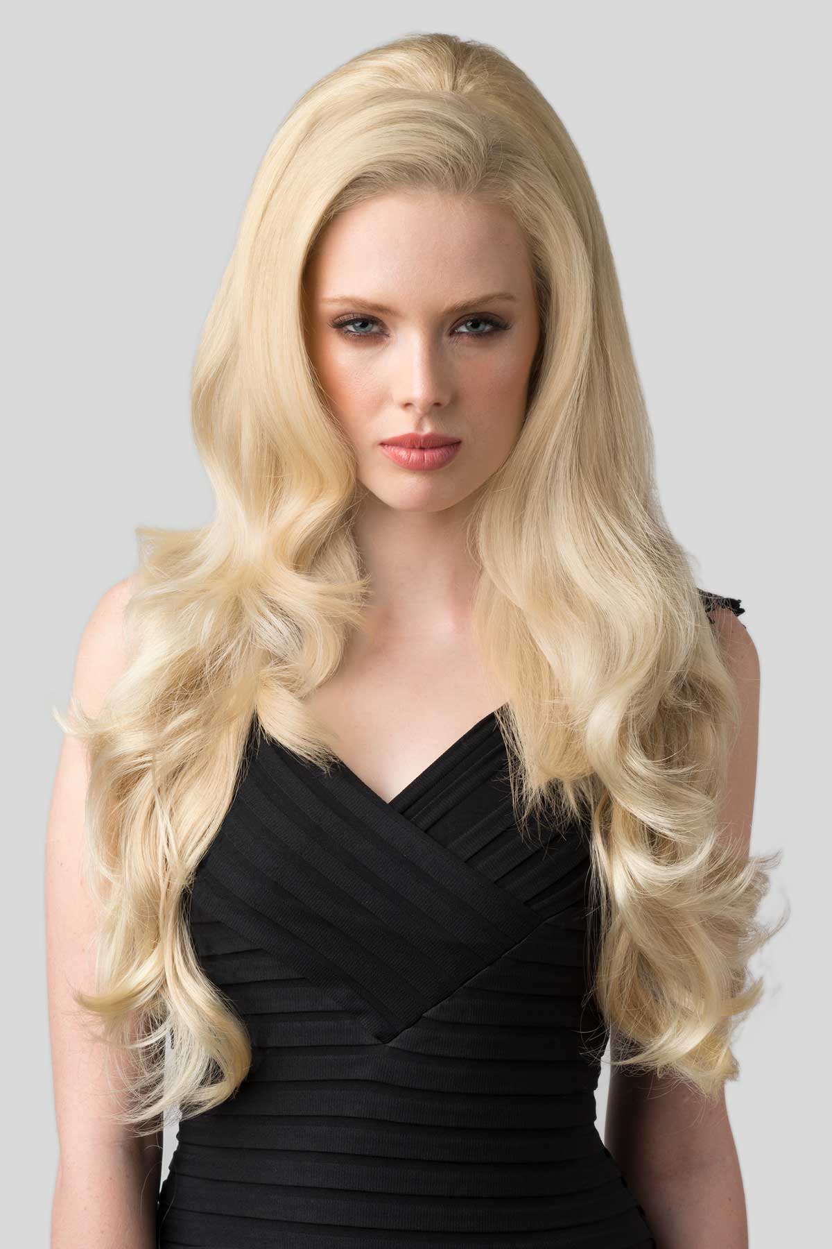 Half wig with volume booster/height booster: Corrine - Image 19