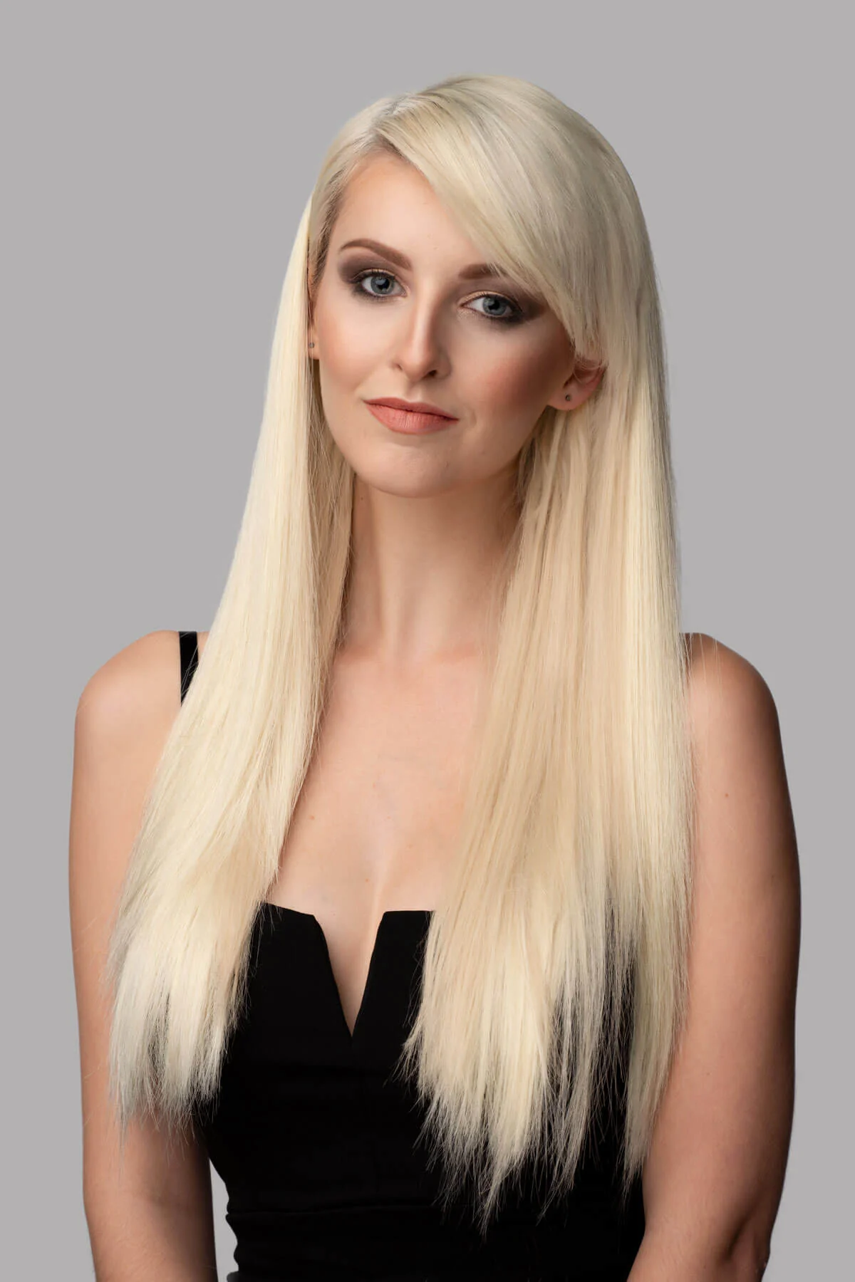 Straight blonde half wig hairpiece (3/4 wig): Tabitha